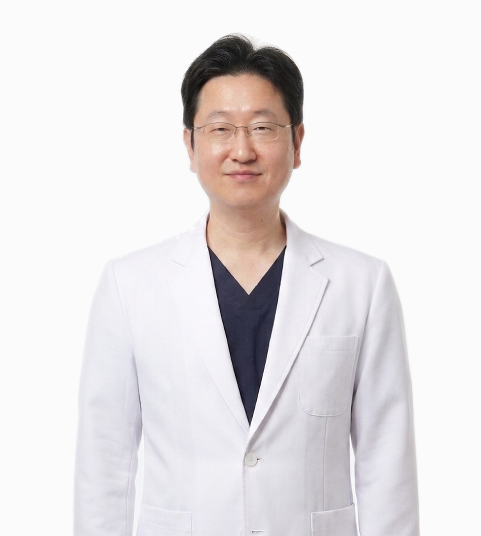 김덕기 대표원장 사진 1